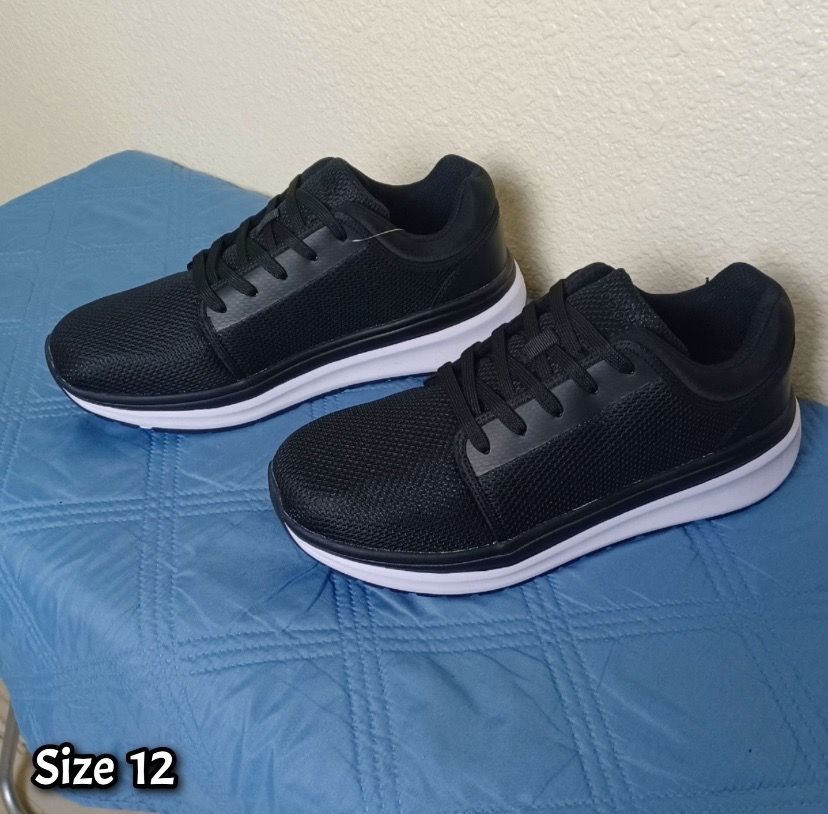 Propet black shoes