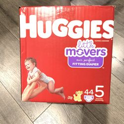 Huggies Little Movers Size 5. —$22 