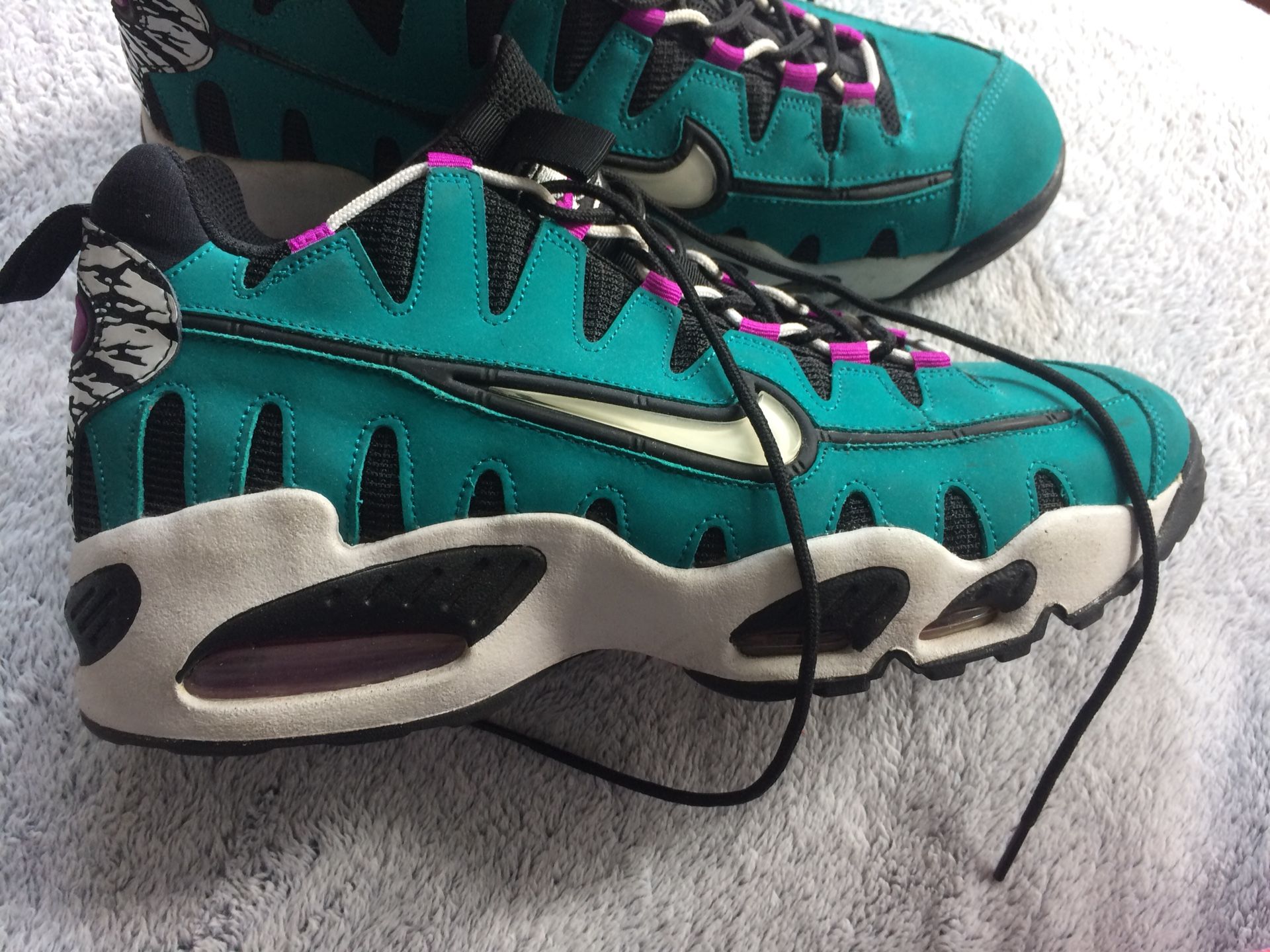 Nike Air Max NoMo size 10.5