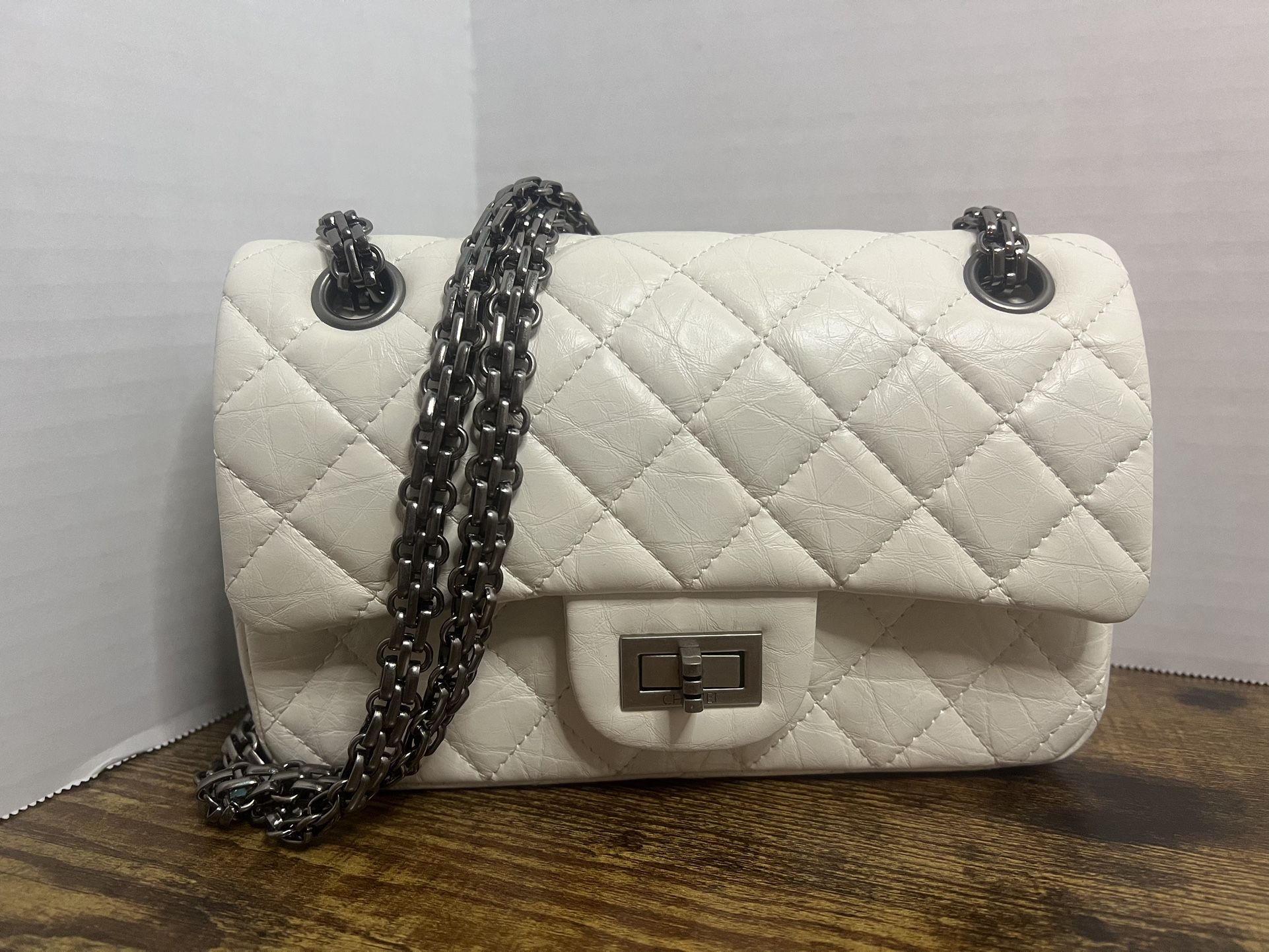 Gorgeous White Bag Crossbody Or Shoulder