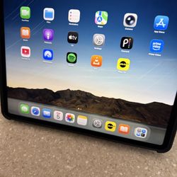 Barely Used Apple iPad Air 13 Inch
