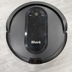 Shark Roomba