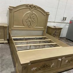 King Bedroom Set