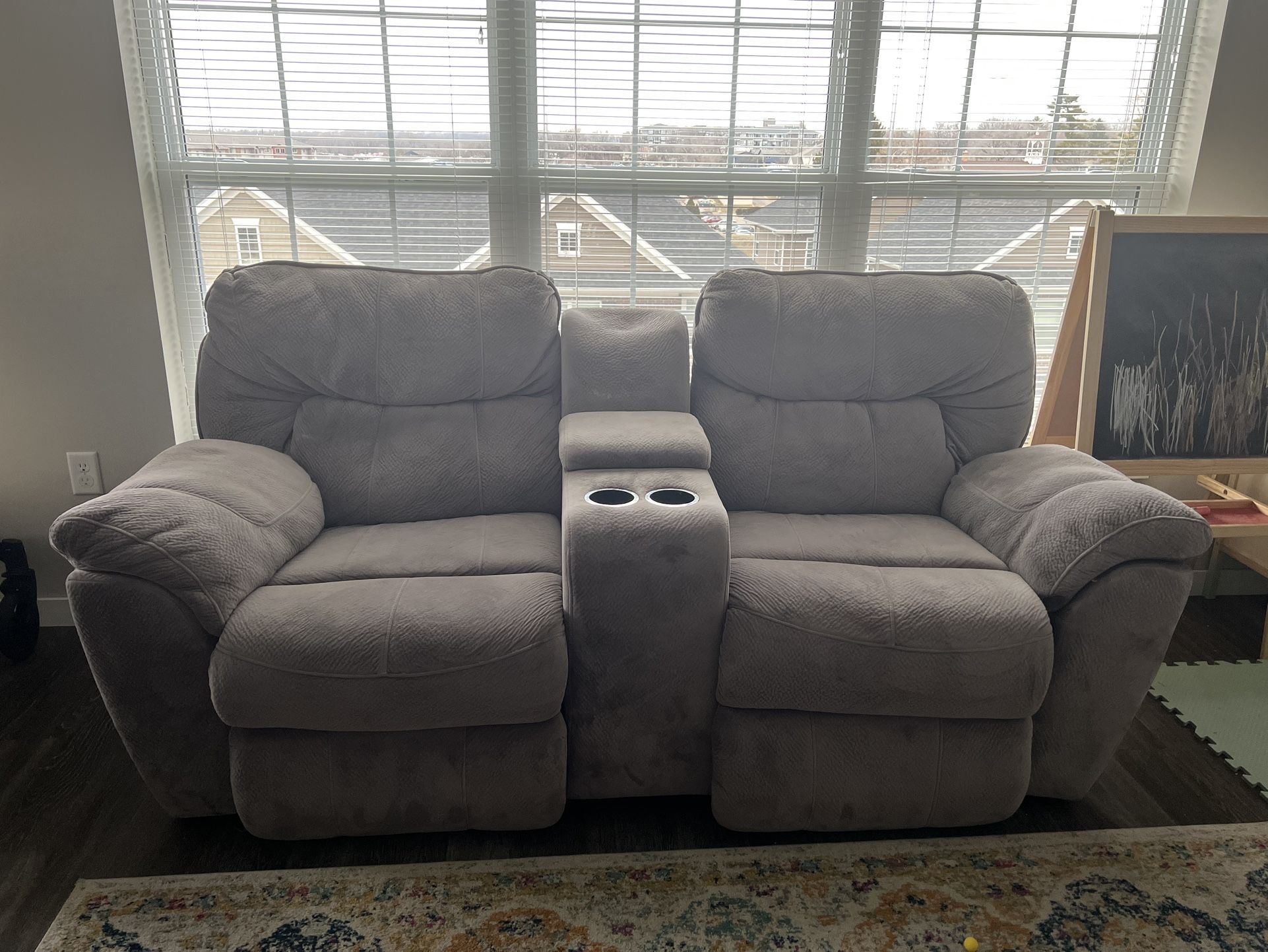 Electric recliner Love Seat With Cup Holder 