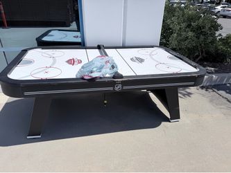 Air Hockey Table