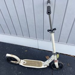 Large Kick Scooter for Adults & Teens – 12" Air-Filled Tires, Wide Deck, Handbrake, Kickstand