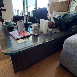 Coffee table for sale 52x52