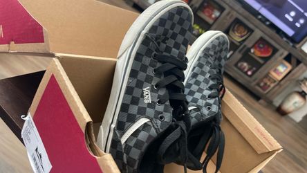 Size3 Boys grey and black checkered vans