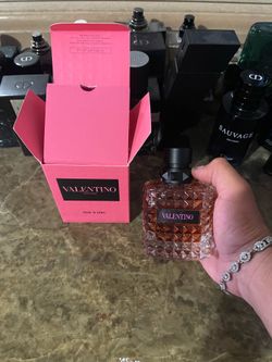 Valentino Donna Cologne/perfume