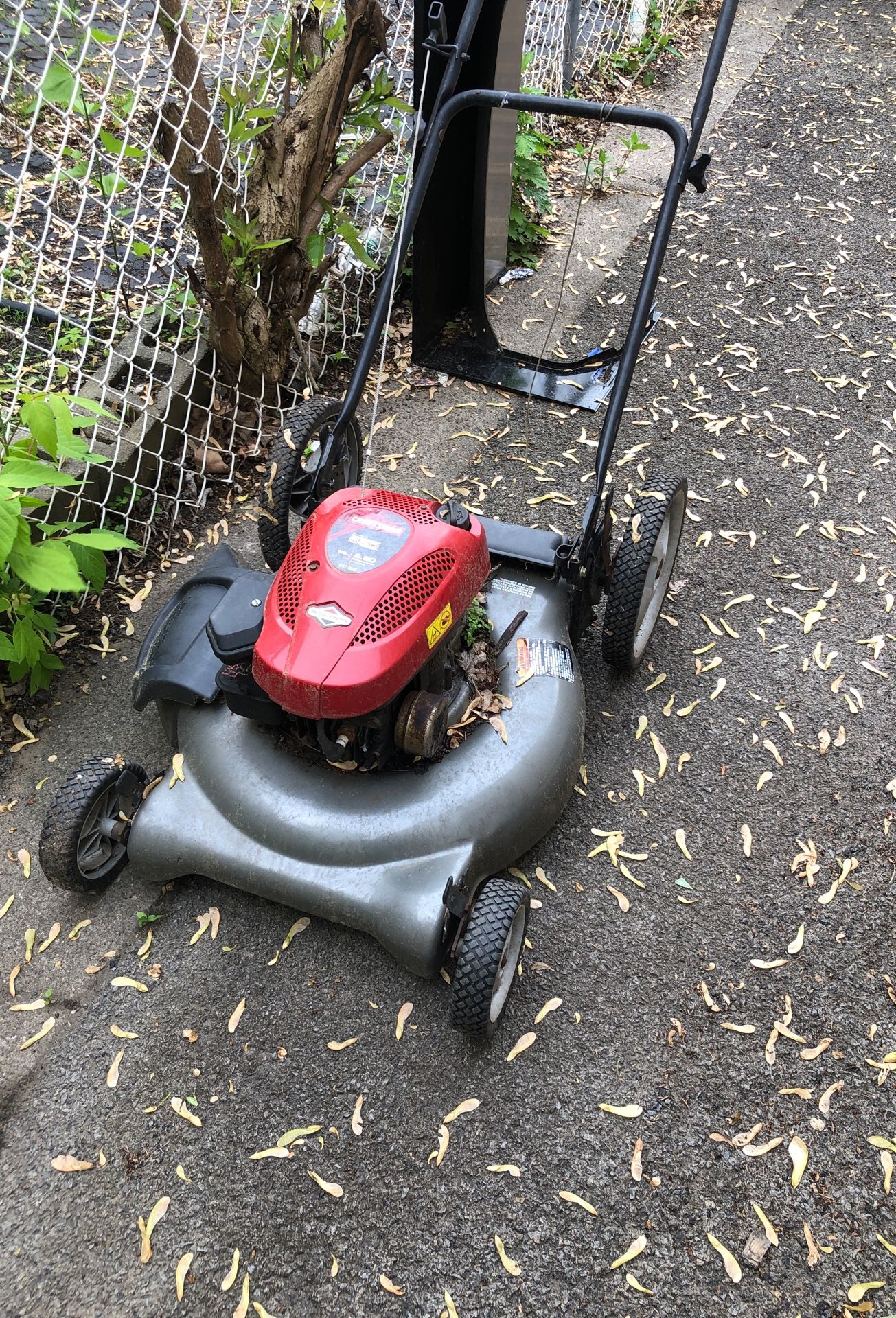 Craftsman lawnmower $20