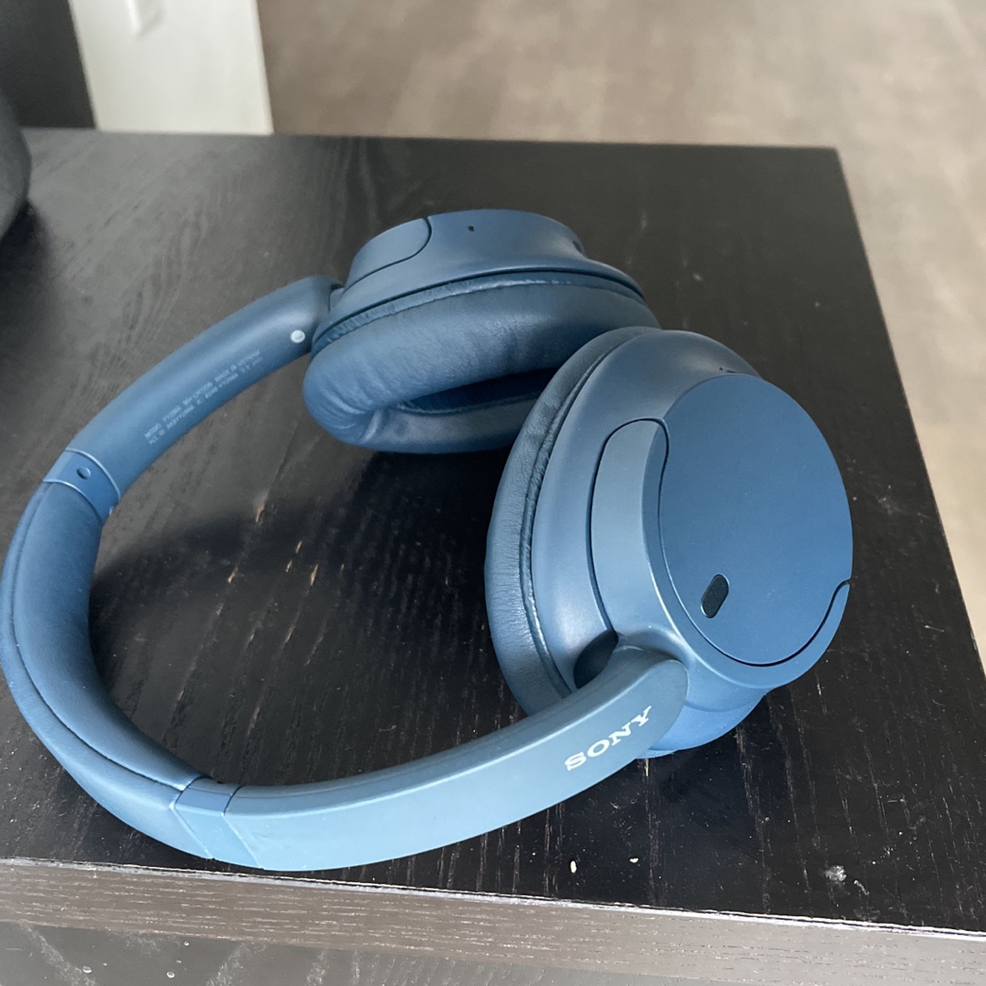 Sony Noise Canceling Headphones 