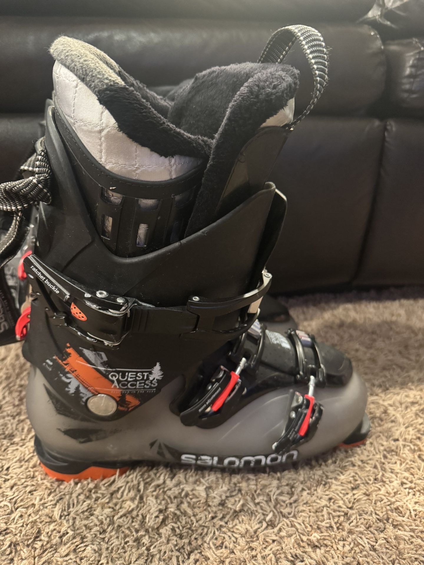 Salomon Ski Boots Quest Access Great Condition