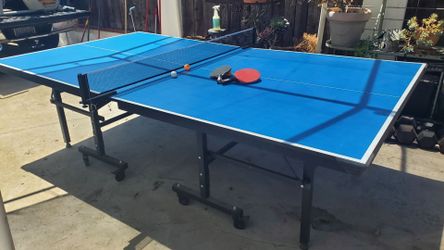 Serenelife Court foldable ping pong table