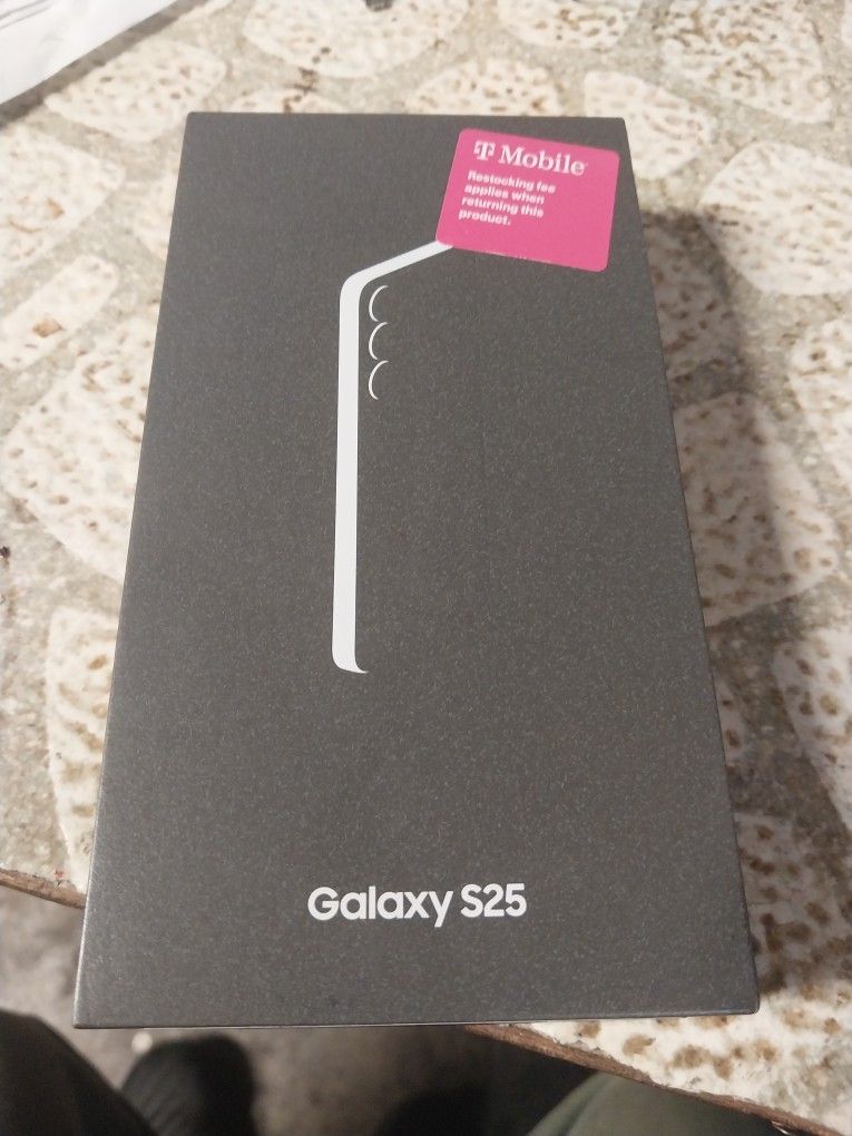 Samsung S25 Para T MOBILE Nuevo!