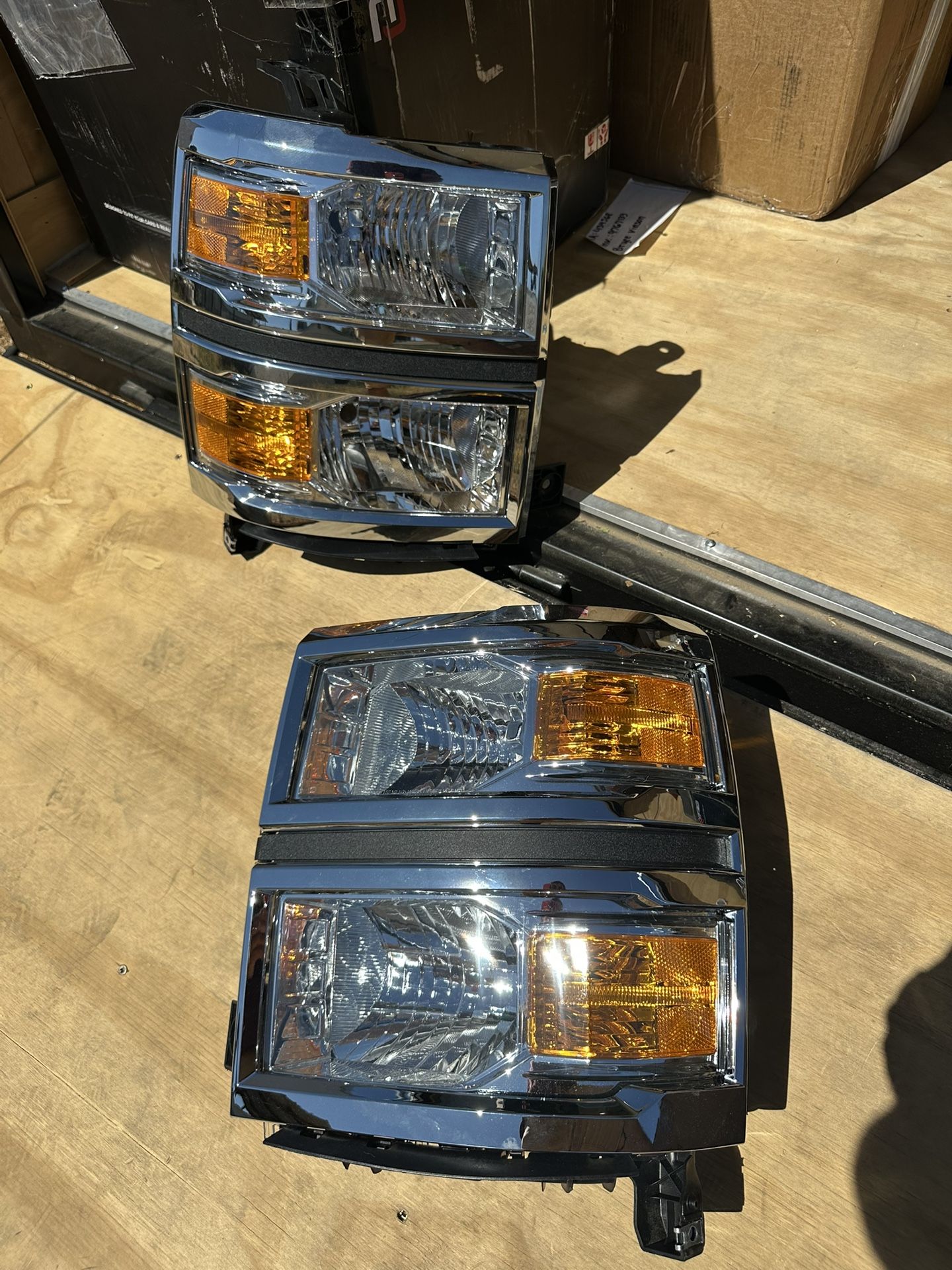 New Chevy Silverado Headlights 14-15