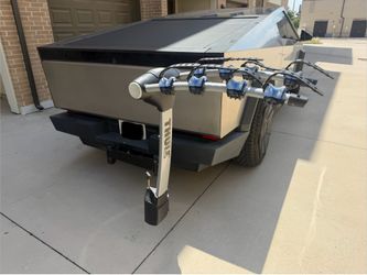 Thule Apex 4 Bike Rack