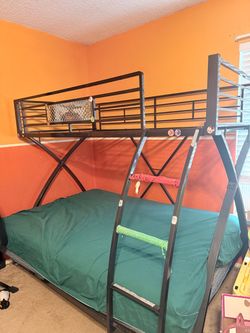Bunk bed frame twin/full