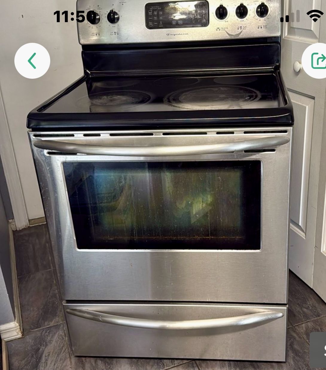 . FREE STOVE And FRIDGE. FREE/ FREE/