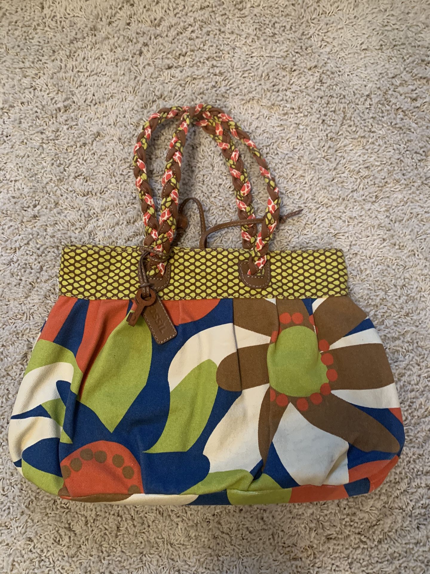 Women’s large Fossil brand tote purse bag