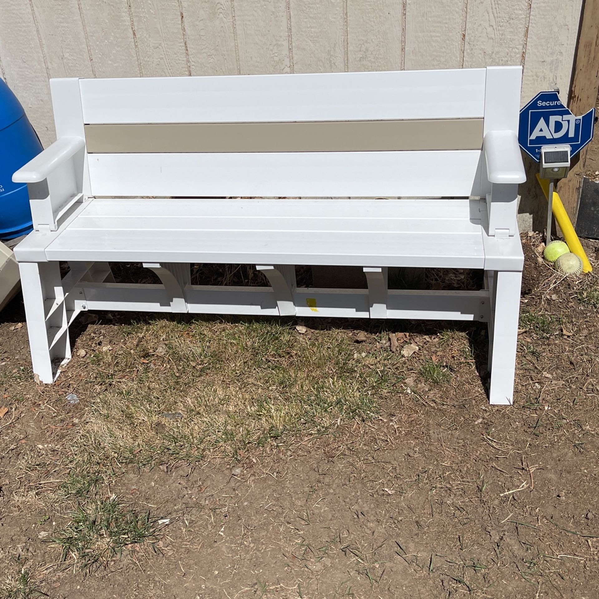 White Bench Converts to Picnic Table 60 for Sale in Denver, CO OfferUp