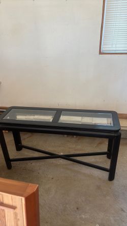 Free sofa table