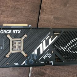 RTX 4090 Asus Strix Oc