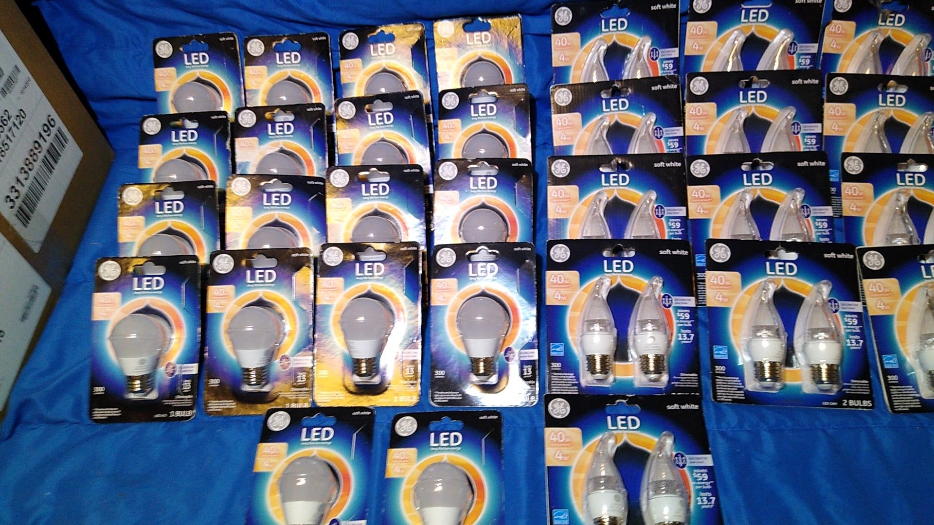 300 lumens GE Soft Whites light bulbs