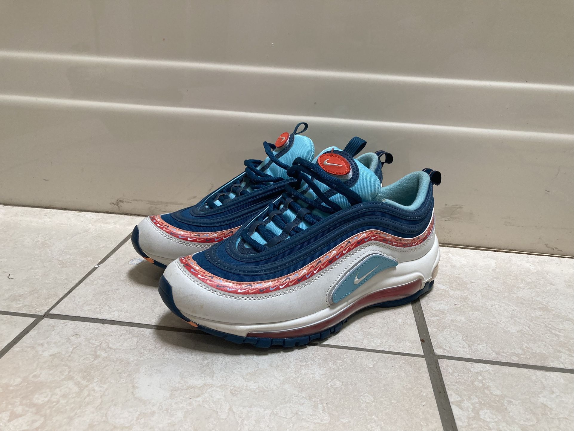 Nike Air Max Size 6.5