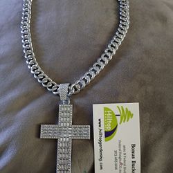 Heavy Duty Chain With Rhinestones Crossed With Rhinestones Necklace