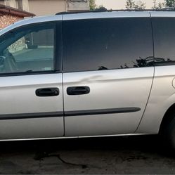 2003 Dodge Grand Caravan