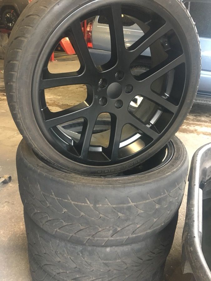22 inch viper wheels and tires fits charger, challenger, Chrysler 300