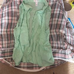 Womens Size 2X Sleeveless Button Up Top