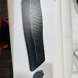 Microsoft Sculpt Comfort Keyboard And Mouse 