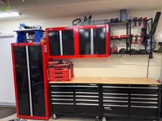 Husky tool chest