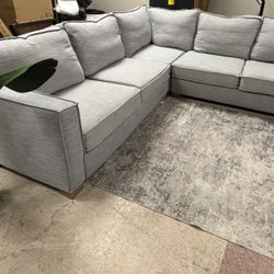 MAGNOLIA LIGHT GREY SECTIONAL FABRIC COUCH, FREE DELIVERY 🚚  