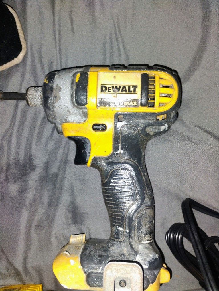 DeWalt Impact W/ Charger And Battery
