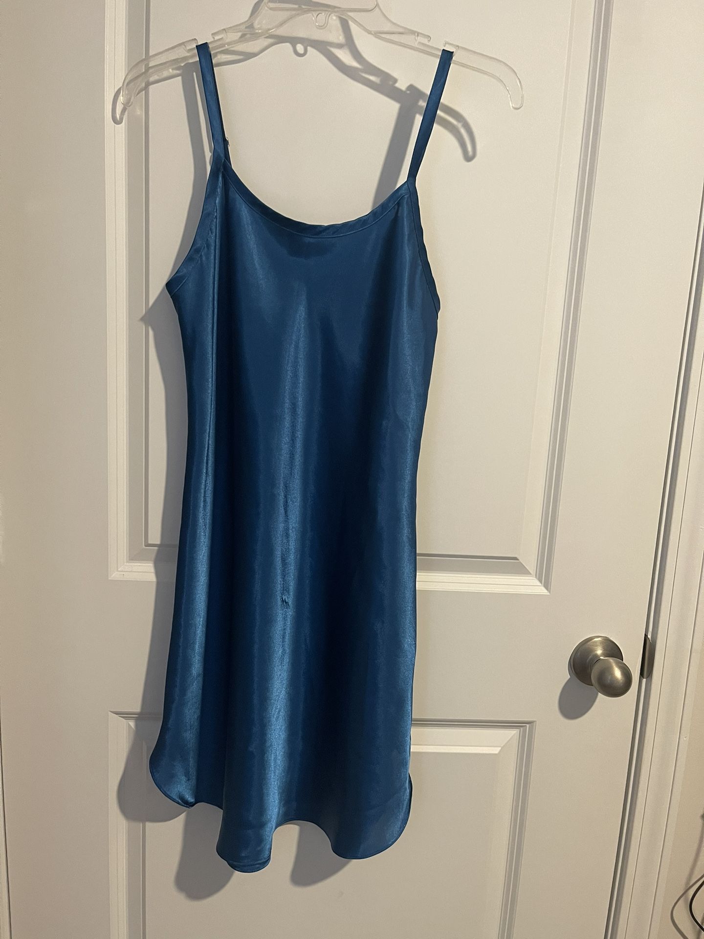 NWOT Gilligan & O’Malley Size S Royal Blue Nightgown