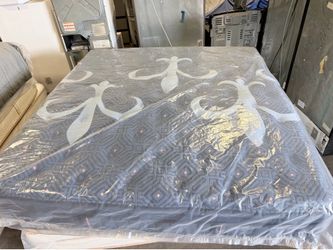 💥King mattress Stearns and foster lux estate medium pillowtop 💥