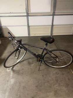 Schwinn Tourist Hybrid Bicycle/Bike
