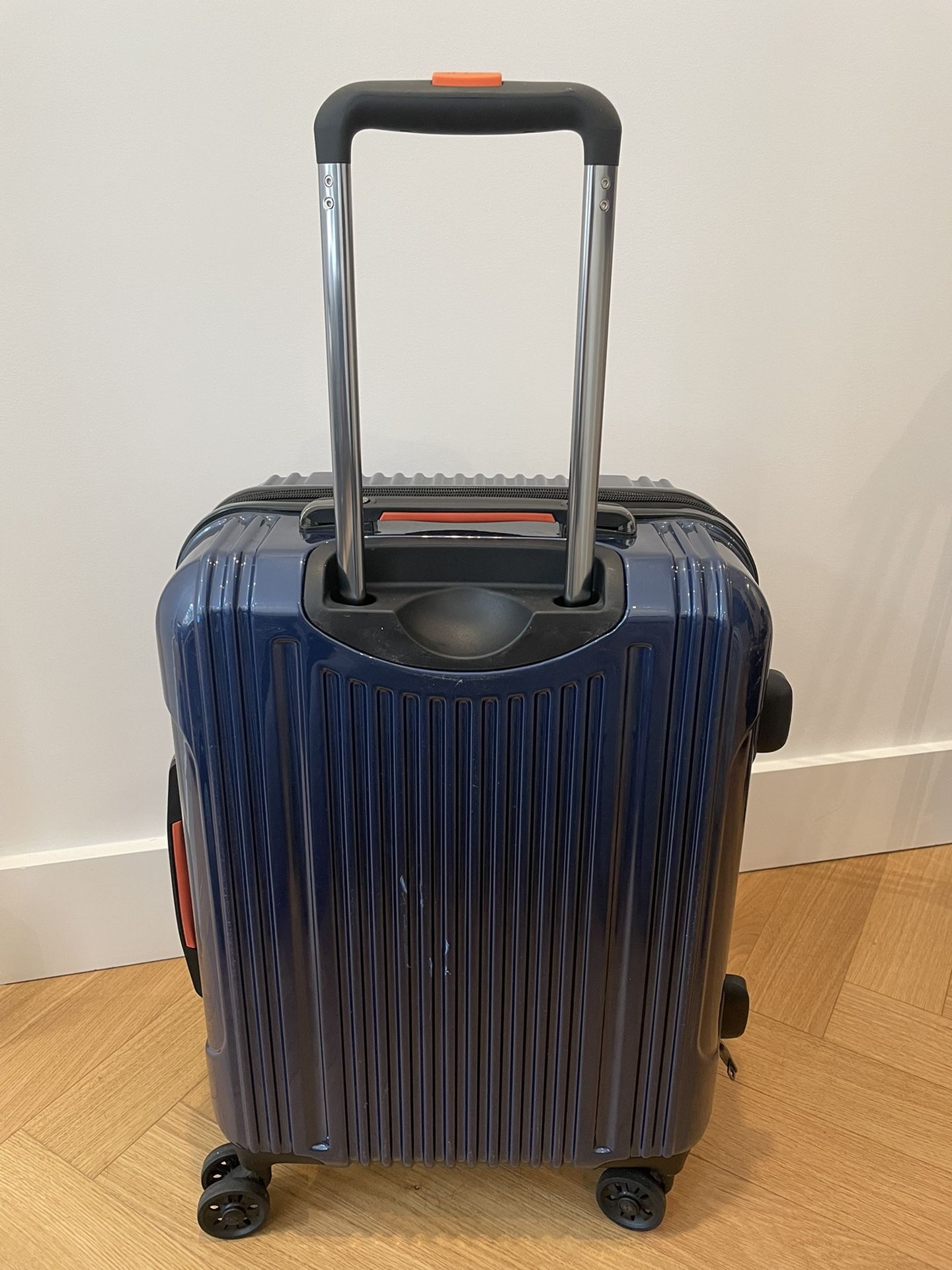 Ifly 360 Degree Wheel Carry On Luggage - Navy Blue