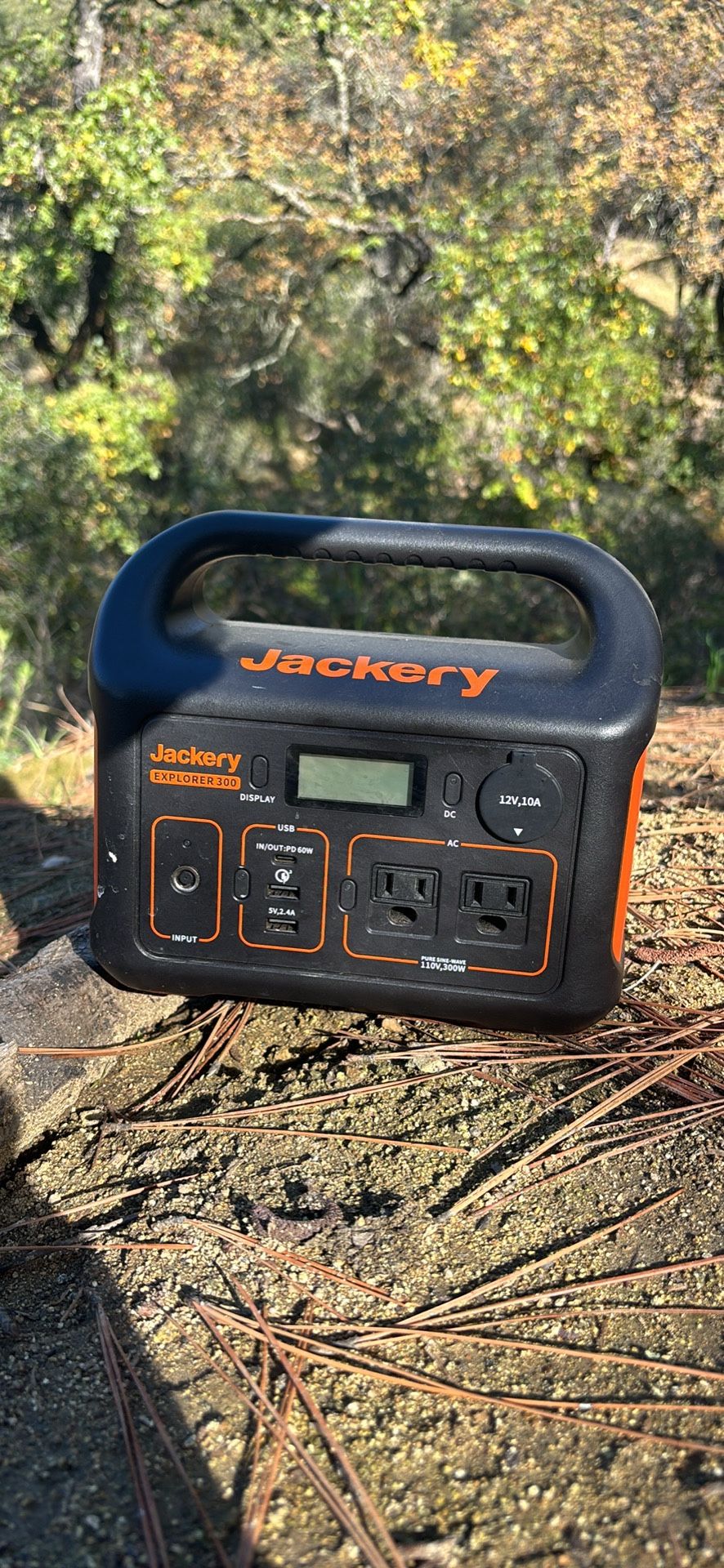 Jackery Solar Generator
