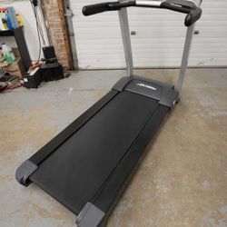 Used Life Fitness F3 W/Go Console F30718 Folding Treadmill