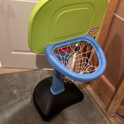 Basketball 