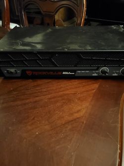 DJ SYSTEM Rockville 2000 watt Dj amp SYSTEMS 15inch cerwin Vega speakers..