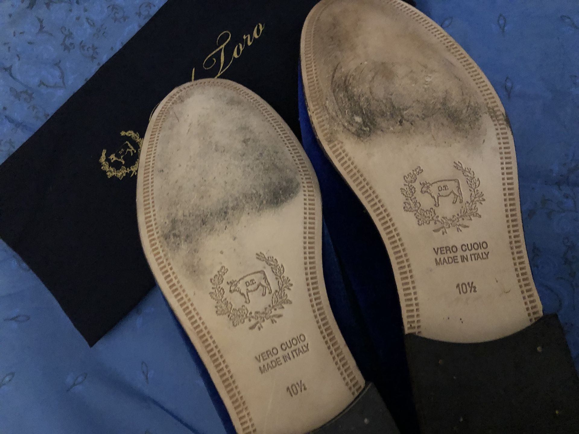 Del Toro Blue Velvet Skull & Bone Slipper (Size 10 1/2)