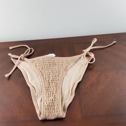 Aerie  Bikini Bottom Size Medium 
