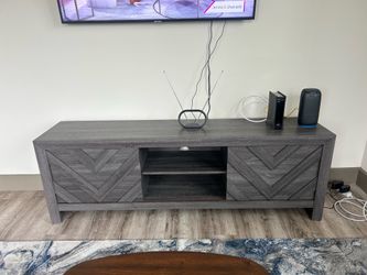 Entertainment center with sliding doors