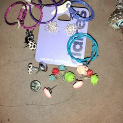 Earring Lot