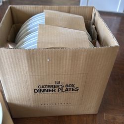 Box of 12 pottery barn plates for parties