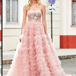 Beautiful Pink Dress 